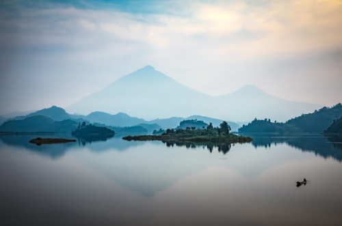 Lake Mutanda